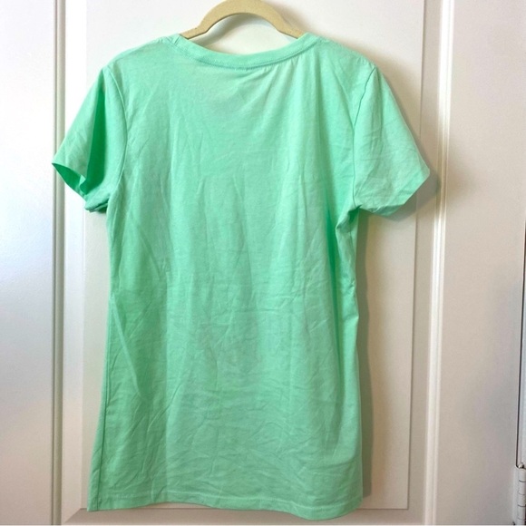 NEXT LEVEL Sandy Toes & Salty Kisses L Coastal Graphic Printed T-Shirt Mint NWT - Picture 2 of 7